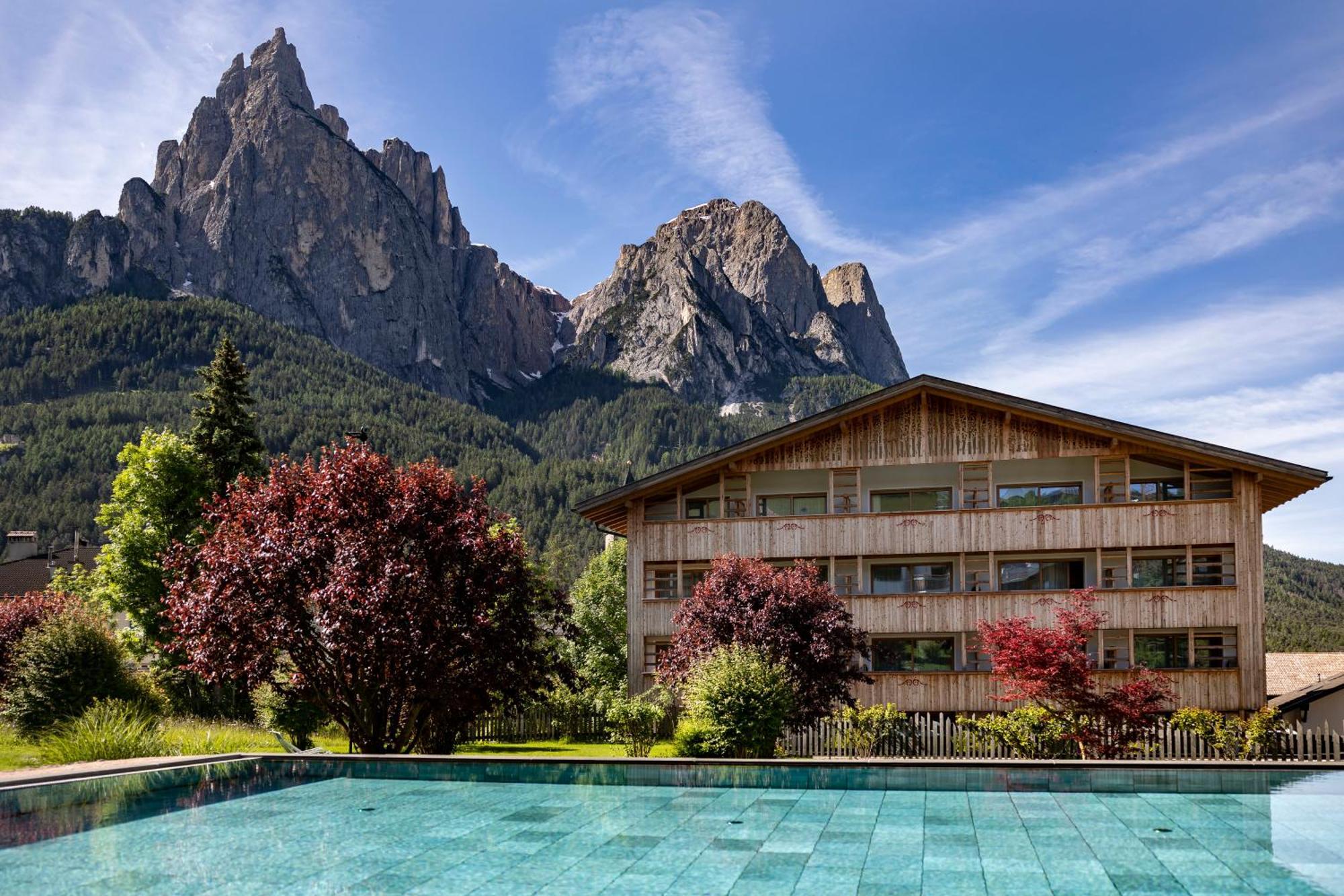 Artnatur Dolomites Hotel&Spa Seis am Schlern Exterior foto